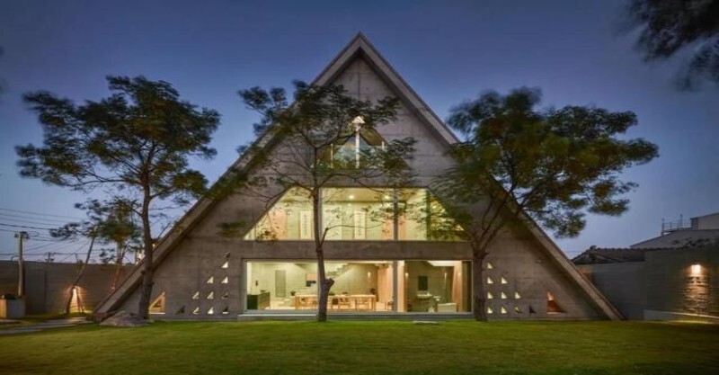 栋「三角形别墅」共有四层「生活空间超大」   业界惊叹:他设计的房子